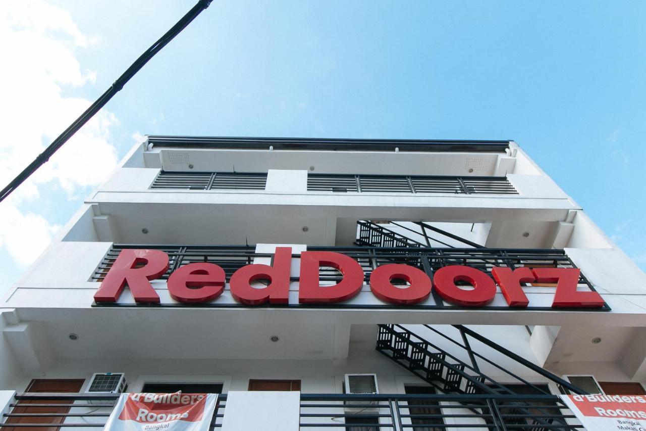 Reddoorz @ Dbuilders Bangkal Makati Hotel Manila Exterior photo